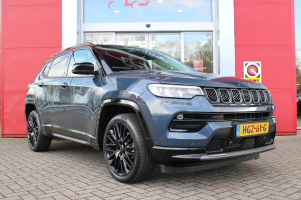 Jeep Compass 4xe SUMMIT 240PK PHEV AUTOMAAT | NAVIGATIE 10,25 "TOUCHSCREEN | APPLE CARPLAY/ANDROID AUTO | ACHTERUITRIJ CAMERA | DAB+ RADIO | CLIMATE CONTROL | 19"GLOSS BLACK LICHTMETALEN VELGEN | ADAPTIVE / CRUISE CONTROL | DIGITAAL INSTRUMENTENPANEEL | LEDEREN BEKLEDING | ELEKTRISCH BEDIENBARE ACHTERKLEP | FULL LED KOPLAMPEN | LED MISTLAMPEN / BOCHTVERLICHTING | KEYLESS ENTRY & START | DRAADLOOS LADEN |