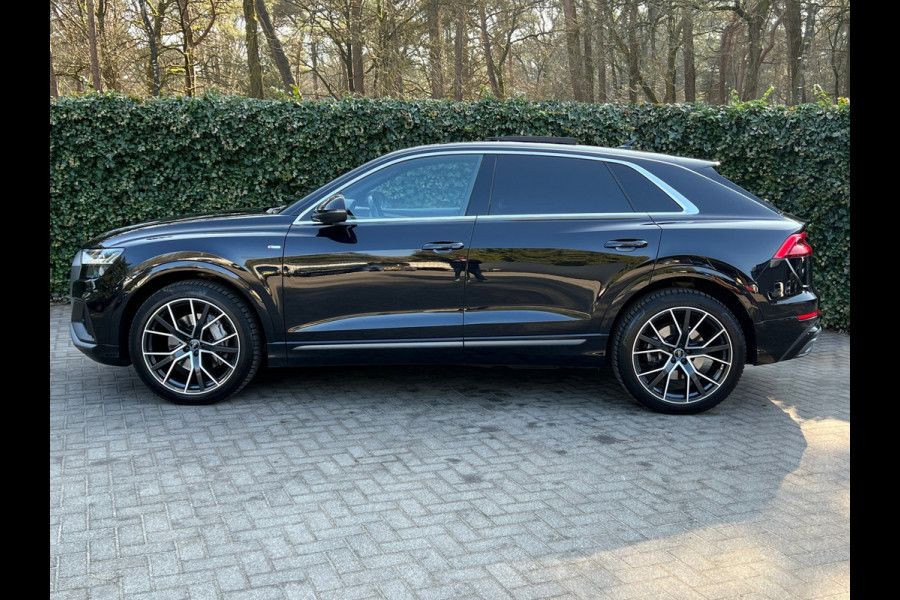 Audi Q8 55 TFSI quattro Pro Line Plus PANO/ MATRIX LED/ 22INCH/ BANG&OLUFSEN