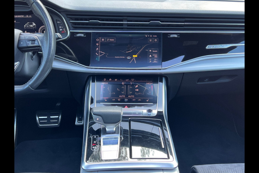 Audi Q8 55 TFSI quattro Pro Line Plus PANO/ MATRIX LED/ 22INCH/ BANG&OLUFSEN