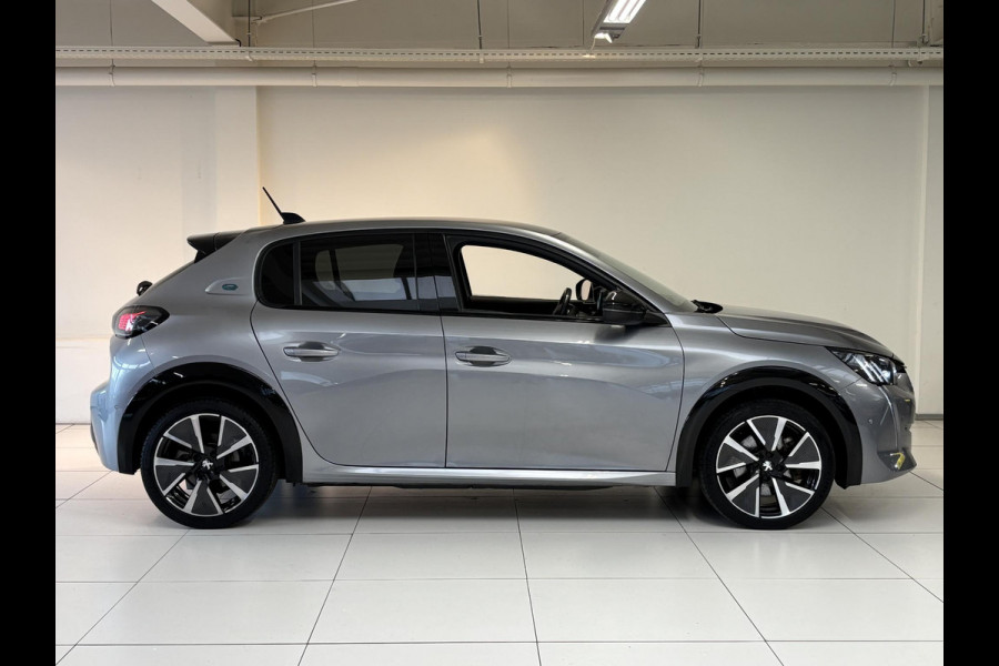 Peugeot e-208 EV GT 50 kWh 3-fase | Navigatie | Achteruitrijcamera | Android auto / Apple carplay | Dodehoekdetectie | 3D I-Cockpit