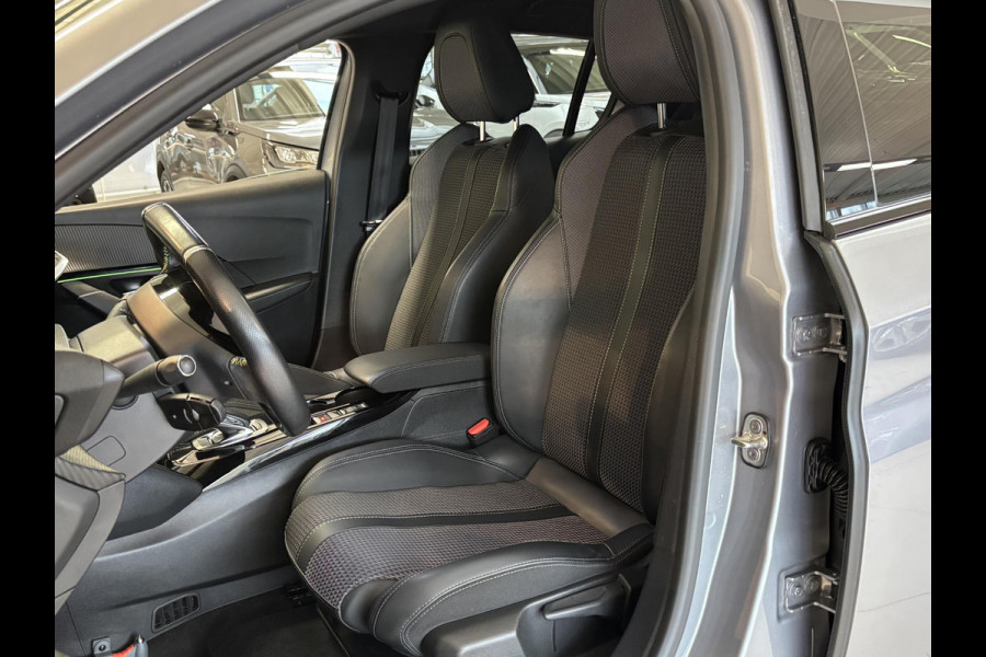 Peugeot e-208 EV GT 50 kWh 3-fase | Navigatie | Achteruitrijcamera | Android auto / Apple carplay | Dodehoekdetectie | 3D I-Cockpit