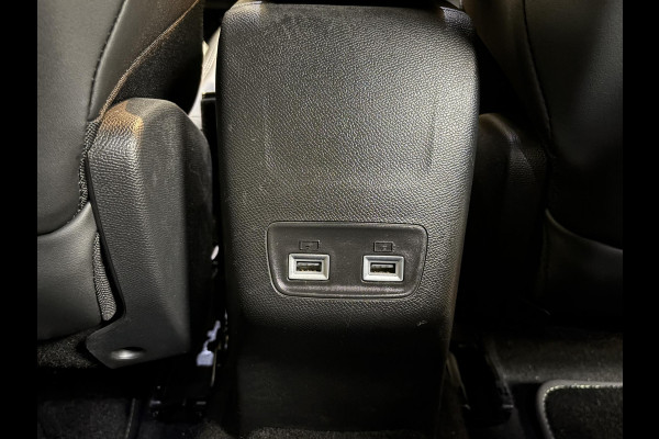 Peugeot e-208 EV GT 50 kWh 3-fase | Navigatie | Achteruitrijcamera | Android auto / Apple carplay | Dodehoekdetectie | 3D I-Cockpit