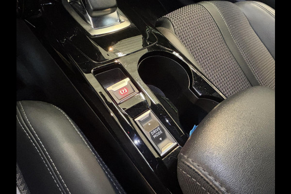 Peugeot e-208 EV GT 50 kWh 3-fase | Navigatie | Achteruitrijcamera | Android auto / Apple carplay | Dodehoekdetectie | 3D I-Cockpit