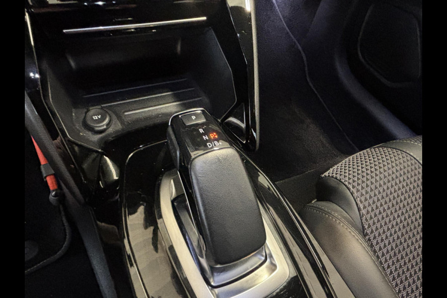 Peugeot e-208 EV GT 50 kWh 3-fase | Navigatie | Achteruitrijcamera | Android auto / Apple carplay | Dodehoekdetectie | 3D I-Cockpit