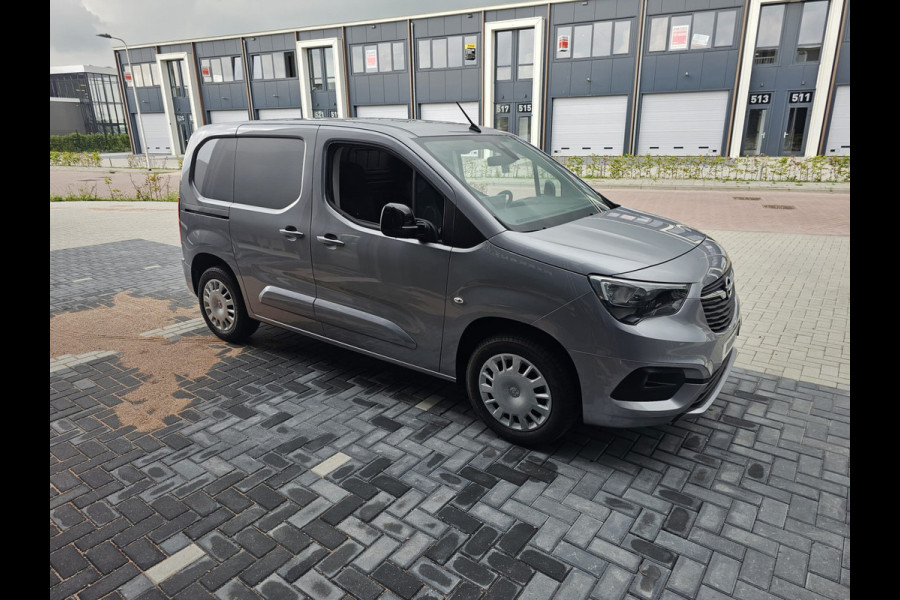 Opel Combo 1.5D L1H1 Edition Direct leverbaar! Financial Lease / Operational Lease