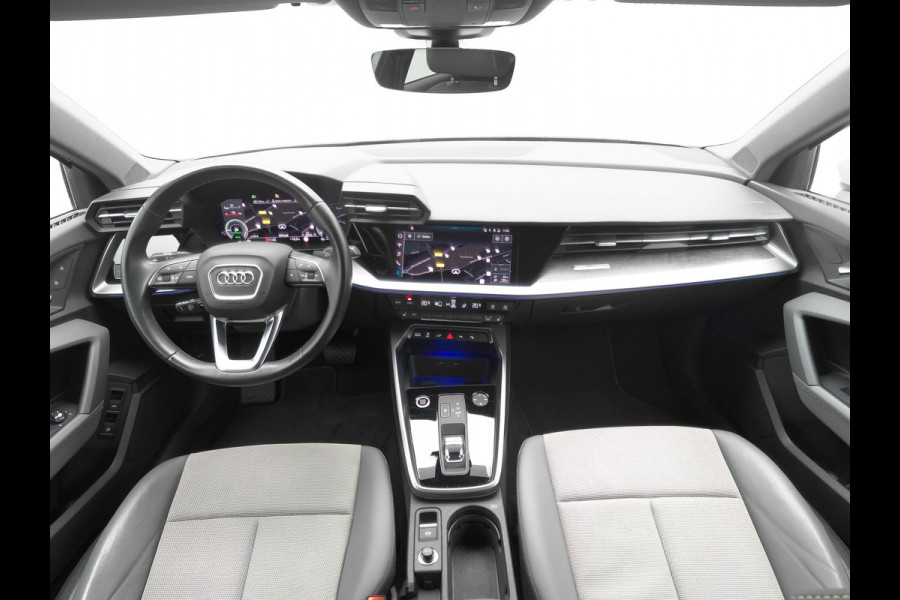 Audi A3 Sportback 40 TFSI e Advanced Plug In Hybrid PHEV | Trekhaak Afneembaar | Carplay | Elektrisch verstelbare voorstoelen + Verwarmbaar | Camera | Navigatie | Matrix LED | Cruise Control |