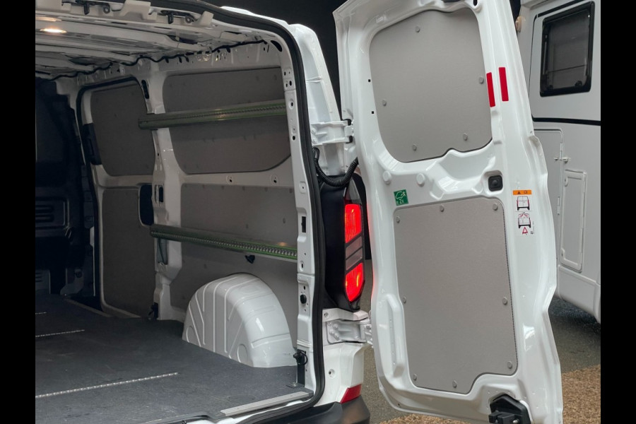 Ford Transit Custom 2.0 tdci 136 pk L2 Trend/Led/18inch/white black bpm vrij