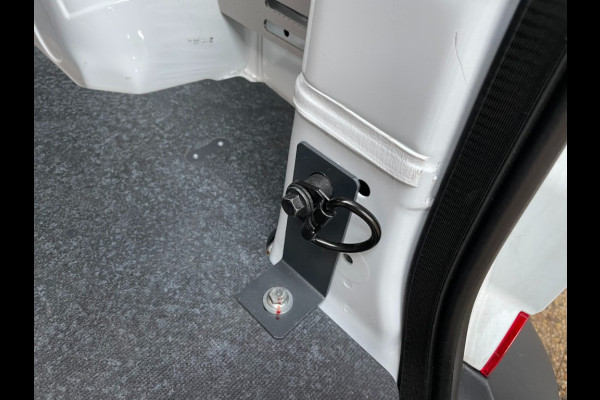Ford Transit Custom 2.0 tdci 136 pk L2 Trend/Led/18inch/white black bpm vrij