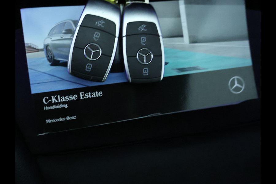 Mercedes-Benz C-Klasse Estate 300 e Business Solution AMG Limited Inclusief 24 maanden MB Certified garantie voor Europa.