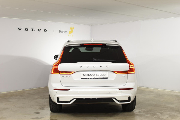 Volvo XC60 T6 350PK Automaat Plug-in hybrid AWD Plus Dark / Adaptive Cruise control / Stoelverwarming v+a / Stuurverwarming / Elektr. achterklep  / Panoramadak / Harman Kardon / 360 camera