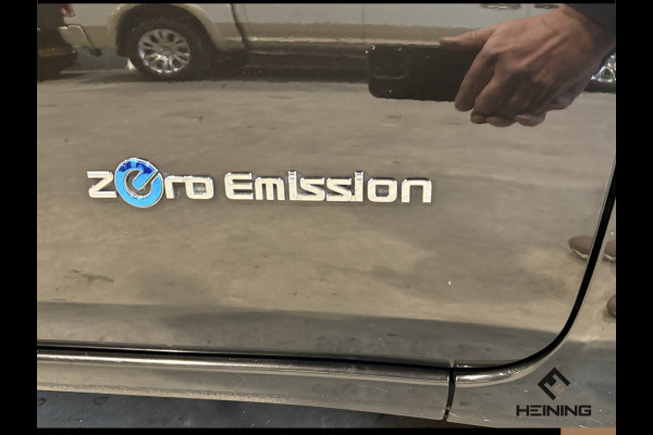 Nissan Leaf Tekna 30 kWh Navi. Leer. Bose. 1 Eigenaar