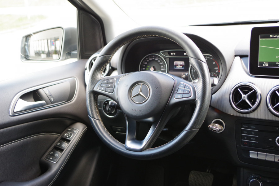 Mercedes-Benz B-Klasse 180 d Automaat Ambition, Cruise Control, LED, Half-Leder