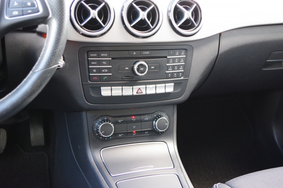 Mercedes-Benz B-Klasse 180 d Automaat Ambition, Cruise Control, LED, Half-Leder