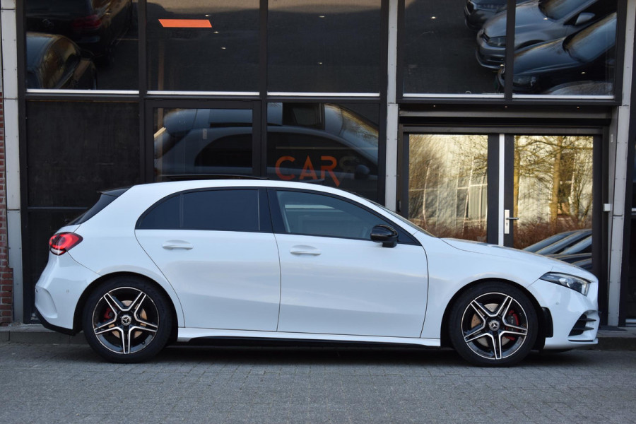 Mercedes-Benz A-Klasse 220 Premium Plus Pano Amg Sfeerverlichting