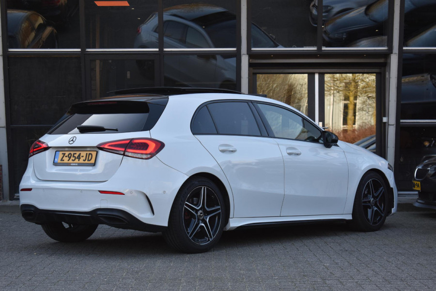 Mercedes-Benz A-Klasse 220 Premium Plus Pano Amg Sfeerverlichting
