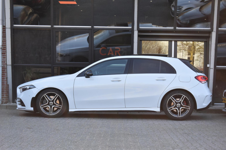 Mercedes-Benz A-Klasse 220 Premium Plus Pano Amg Sfeerverlichting