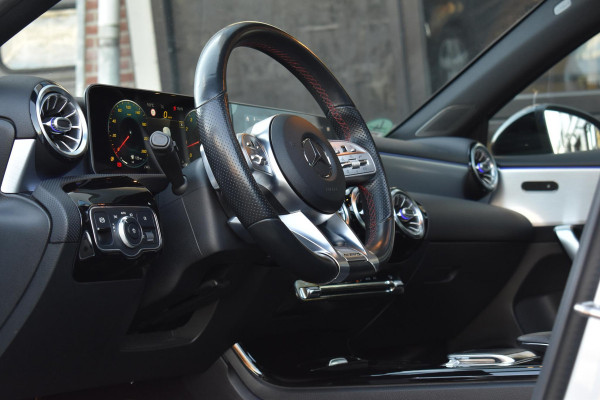 Mercedes-Benz A-Klasse 220 Premium Plus Pano Amg Sfeerverlichting