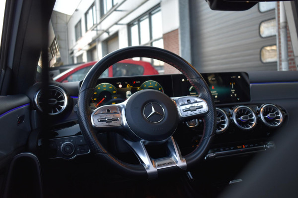 Mercedes-Benz A-Klasse 220 Premium Plus Pano Amg Sfeerverlichting