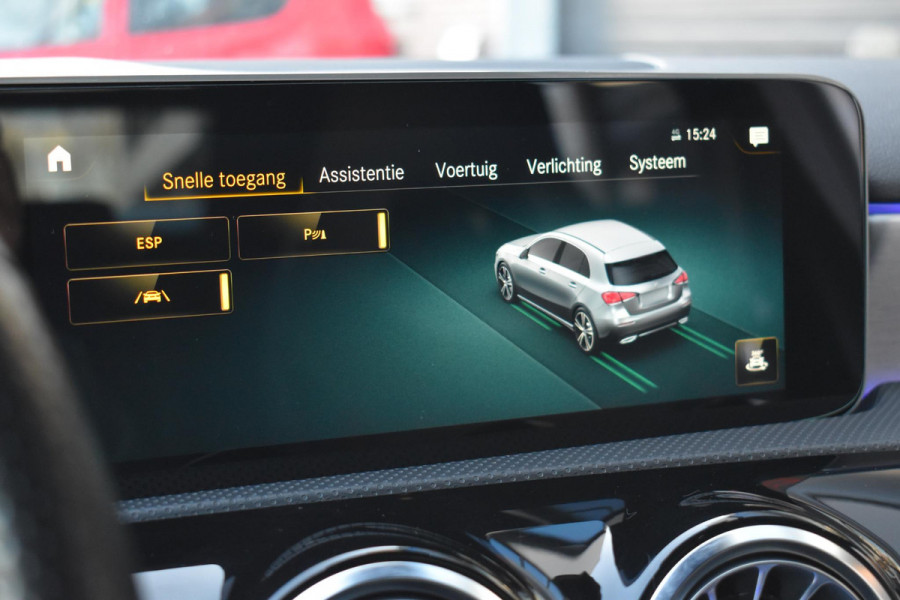 Mercedes-Benz A-Klasse 220 Premium Plus Pano Amg Sfeerverlichting