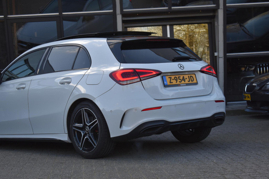 Mercedes-Benz A-Klasse 220 Premium Plus Pano Amg Sfeerverlichting
