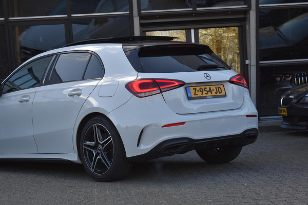 Mercedes-Benz A-Klasse 220 Premium Plus Pano Amg Sfeerverlichting