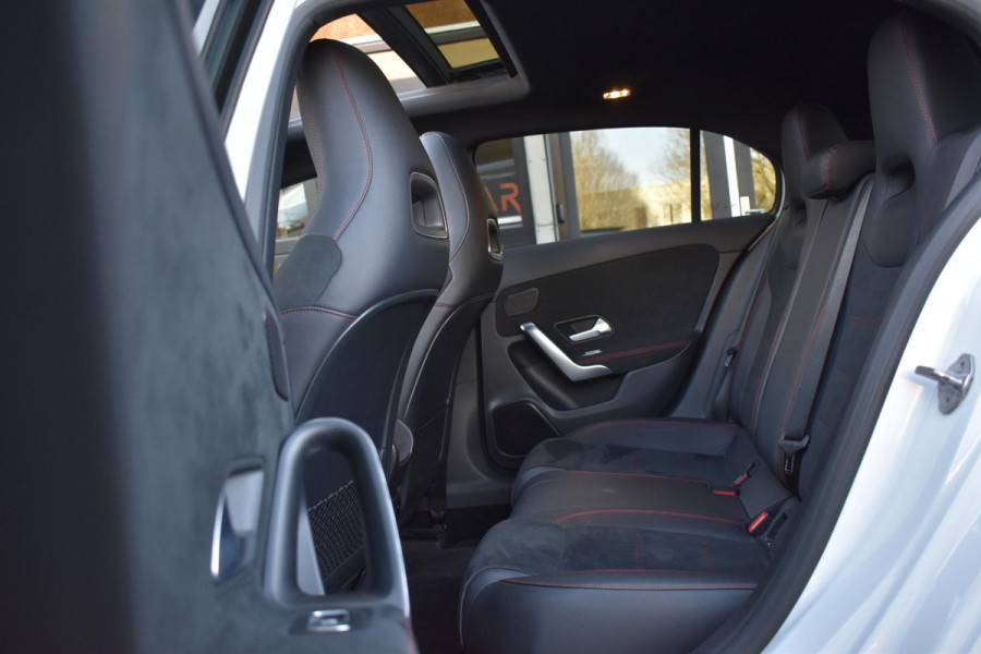 Mercedes-Benz A-Klasse 220 Premium Plus Pano Amg Sfeerverlichting
