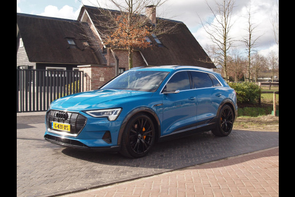 Audi e-tron e-tron 55 quattro advanced 95 kWh | Black Optic| S-Line | Edition One | Panoramadak | Bang Olufsen |