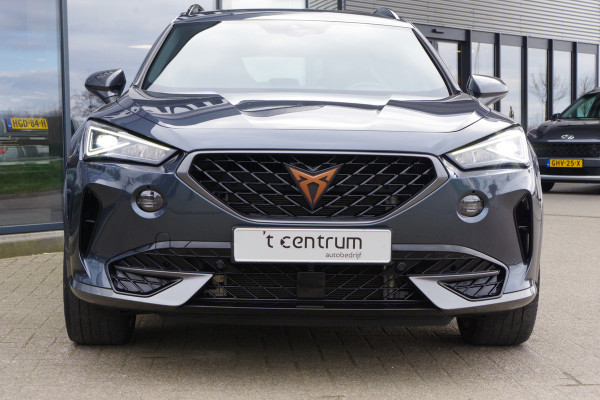 CUPRA Formentor 1.4 e-Hybrid 245 PK VZ Copper Edition, Kuipstoelen, Camera, Adap. Cruise Control, Carplay,