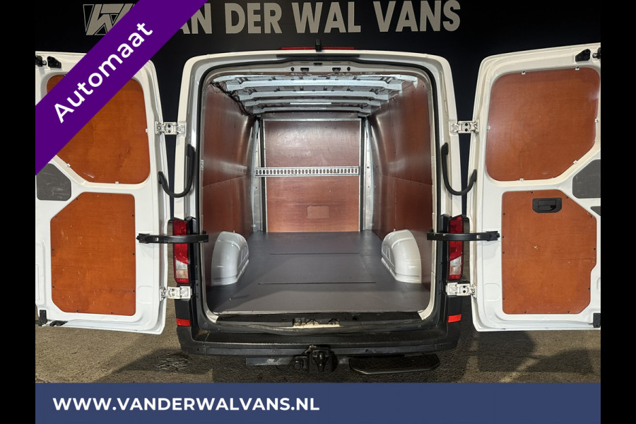 Volkswagen Crafter 35 2.0 TDI 141pk Automaat L3H2 L2H1 Euro6 Airco | Camera | Navigatie | 3000kg trekhaak | Apple Carplay Android Auto, Cruiseconrol, Parkeersensoren, Chauffeursstoel