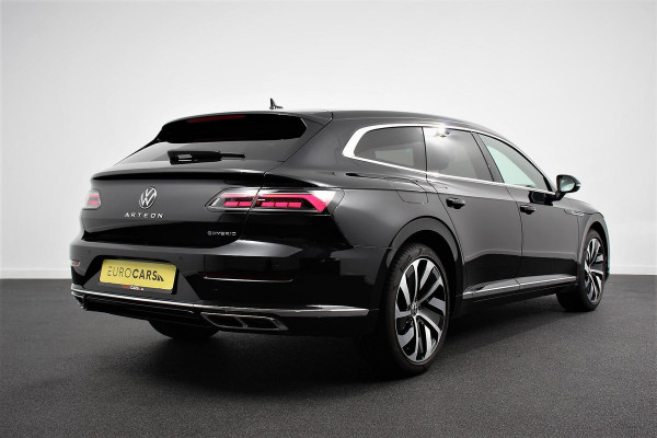 Volkswagen Arteon Shooting Brake 1.4 TSI DSG eHybrid R-Line Phev Volkswagen Arteon Shooting Brake 1.4 TSI eHybrid R-Line Business+ | Navigatie | Adaptive Cruise Control | Lane Assist | Massage Stoel | Elektrische Achterklep |