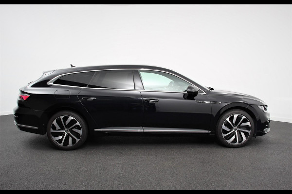 Volkswagen Arteon Shooting Brake 1.4 TSI DSG eHybrid R-Line Phev Volkswagen Arteon Shooting Brake 1.4 TSI eHybrid R-Line Business+ | Navigatie | Adaptive Cruise Control | Lane Assist | Massage Stoel | Elektrische Achterklep |