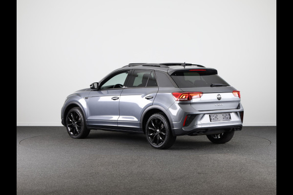 Volkswagen T-Roc 1.5 TSI R-Line 150PK Automaat (DSG) | Panorama dak | Black Style | Navigatie | Parkeercamera | El. achterklep |