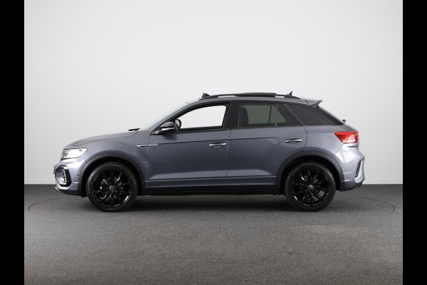 Volkswagen T-Roc 1.5 TSI R-Line 150PK Automaat (DSG) | Panorama dak | Black Style | Navigatie | Parkeercamera | El. achterklep |