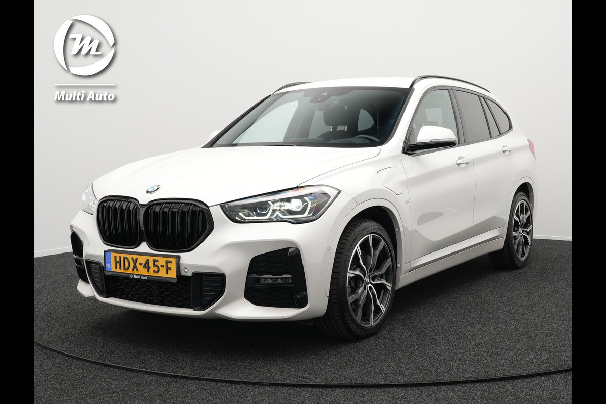 BMW X1 xDrive25e M Sport Plug In Hybrid Dealer O.H PHEV | Camera | 19"L.M | Head Up | Sportstoelen Verwarmd | DAB | Sfeerverlichting | Navi Full Map | Sportstuur |