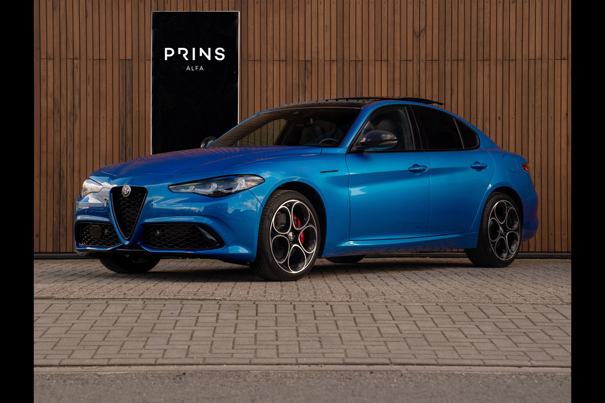 Alfa Romeo Giulia 2.0T 280pk GME AWD Competizione Q4 MY24 | Full option! | Pano-dak | Harman/Kardon | Adapt. Cruise | CarPlay