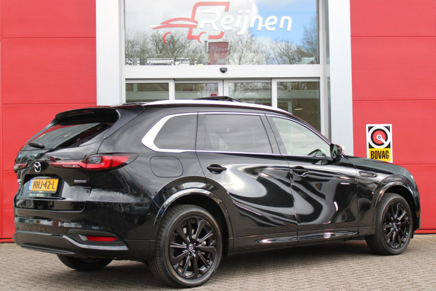 Mazda CX-80 2.5 e-SkyActiv 328PK PHEV HOMURA PLUS | 7-PERSOONS! | DRIVER PERSONALIZATION SYSTEM (GEZICHTSHERKENNING) | ELEKTRISCH BEDIENBARE VOORSTOELEN | FULL LEDEREN BEKLEDING | ADAPTIVE CRUISE CONTROL | 20" LICHTMETALEN VELGEN BLACK | 360° CAMERA | STOEL/STUUR VERWARMING | STOEL VENTILATIE | STOEL VERWARMING ACHTER | ADAPTIVE LED KOPLAMPEN | CLIMATE CONTROL VOOR + ACHTER | NAVIGATIE | APPLE CARPLAY/ANDROID AUTO | PANORAMISCH SCHUIF/KANTEL DAK | PARKEERSENSOREN VOOR EN ACHTER | BOSE AUDIO SYSTEM (12 SPEAKERS) | ELEKTRISCH BEDIENBARE ACHTERKLEP | DRAADLOZE TELEFOON LADER | HEAD U