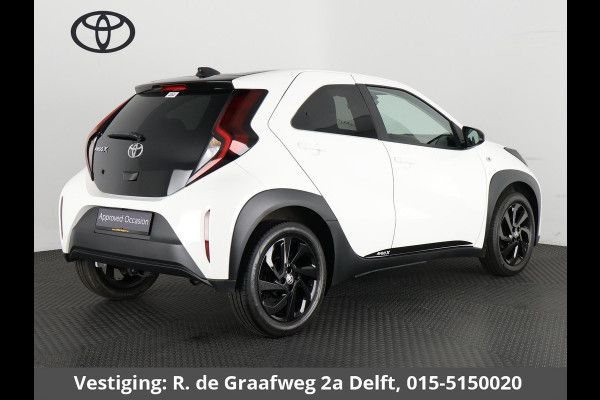 Toyota Aygo X 1.0 VVT-i MT First Sport | Apple Carplay & AndroidAUTO | Stoelverwarming | Camera | Privacy Glass | Lichtmetalen velgen |