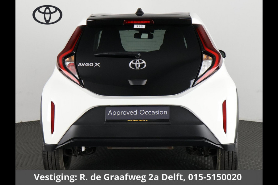 Toyota Aygo X 1.0 VVT-i MT First Sport | Apple Carplay & AndroidAUTO | Stoelverwarming | Camera | Privacy Glass | Lichtmetalen velgen |