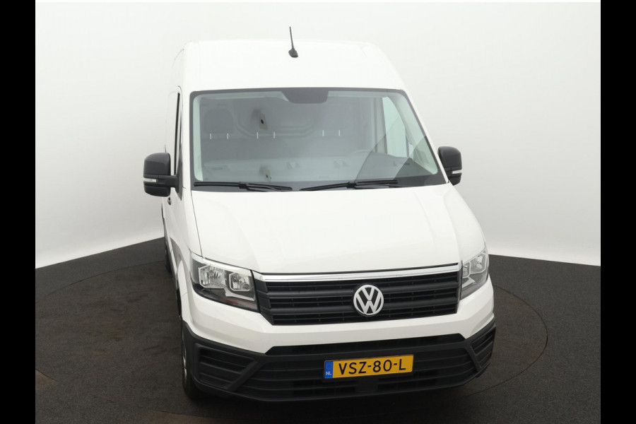 Volkswagen Crafter 30 2.0 TDI L3H3 TREKHAAK NAVI