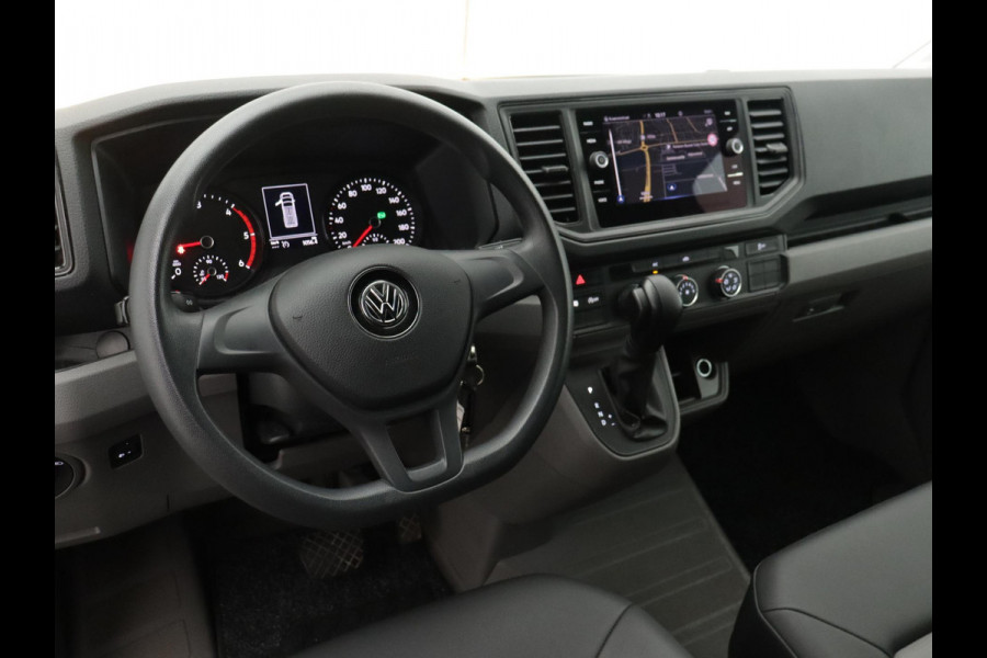Volkswagen Crafter 30 2.0 TDI L3H3 TREKHAAK NAVI