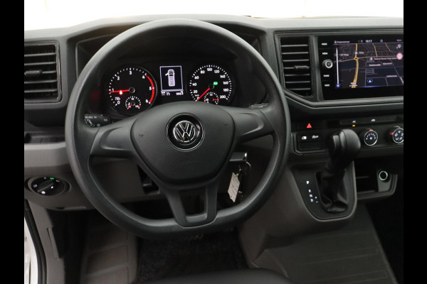 Volkswagen Crafter 30 2.0 TDI L3H3 TREKHAAK NAVI