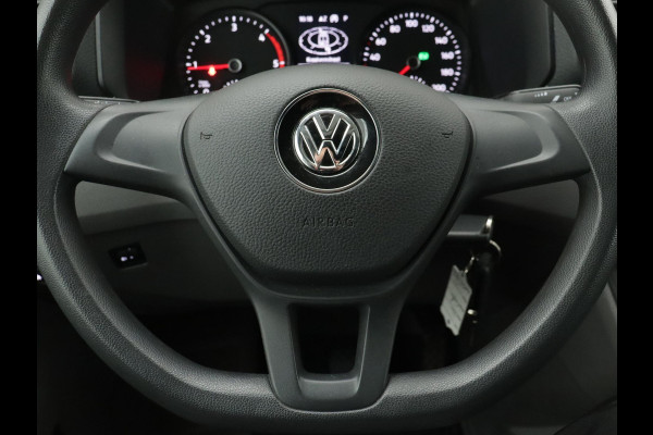 Volkswagen Crafter 30 2.0 TDI L3H3 TREKHAAK NAVI