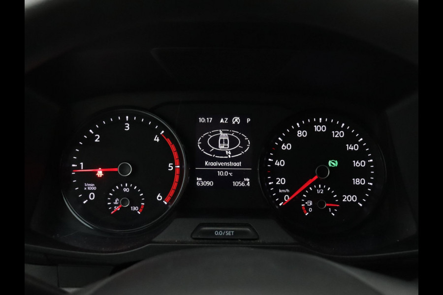 Volkswagen Crafter 30 2.0 TDI L3H3 TREKHAAK NAVI
