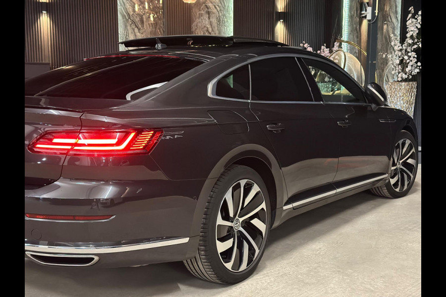 Volkswagen Arteon 1.5 TSI|3X R-LINE|PANO|FULL OPTION