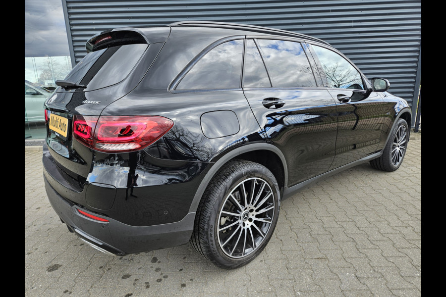 Mercedes-Benz GLC 300e 4MATIC AMG Plug In Hybrid 320pk PHEV | Burmester Sound | Virtual | 20"L.M | DAB |  Camera | Apple Carplay | Alcantara Sportstoelen | Sfeerverlichting |