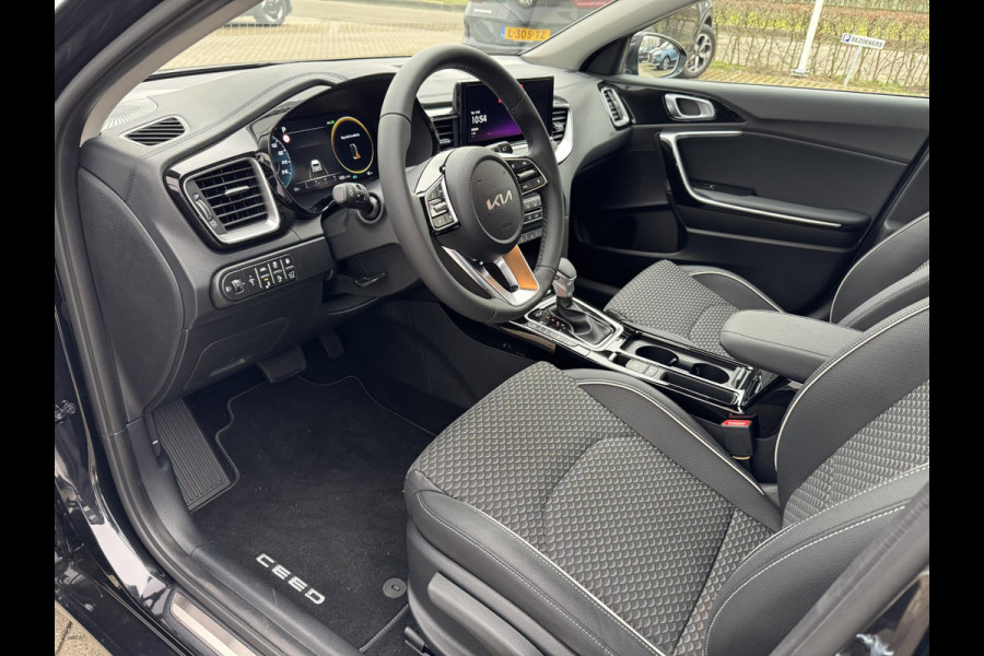 Kia Ceed Sportswagon 1.6 GDI PHEV DynamicPlusLine Nieuwe auto | Stoel- en Stuurverwarming | Elektr. achterklep | Plug In Hybrid