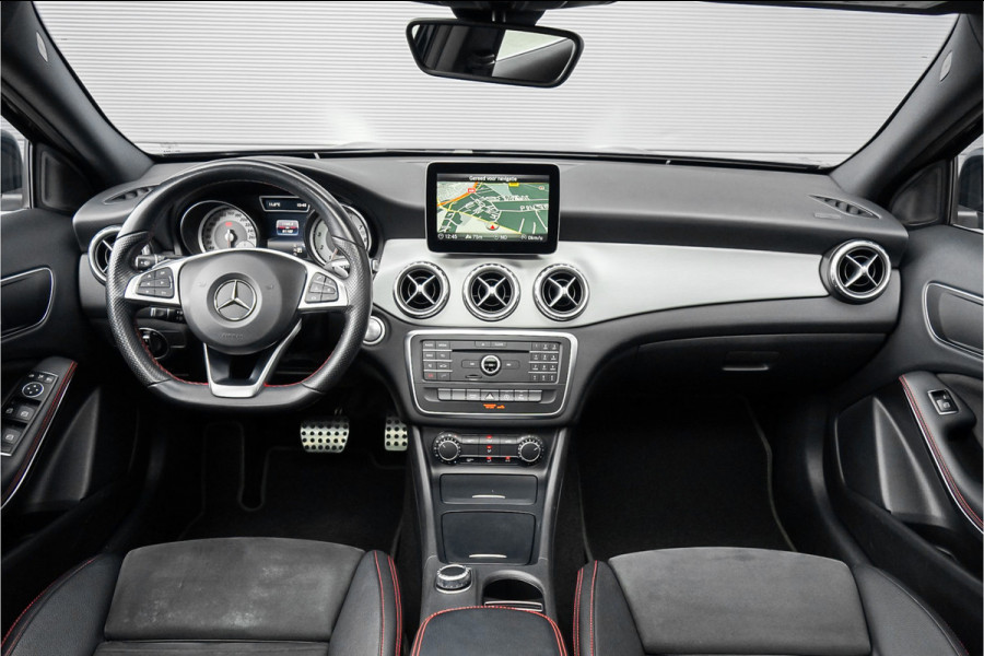 Mercedes-Benz GLA 200 AMG Pano Leder Navi NL Auto