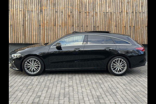 Mercedes-Benz CLA-Klasse Shooting Brake 200 Automaat | Panoramadak | Leer/stof bekleding | Stoelverwarming | Trekhaak elektrisch uitklapbaar| Getint glas