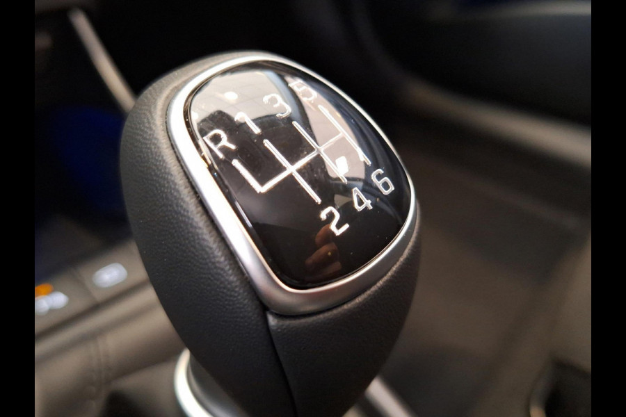 Hyundai Bayon 1.0 T-GDI Premium | Phantom Black