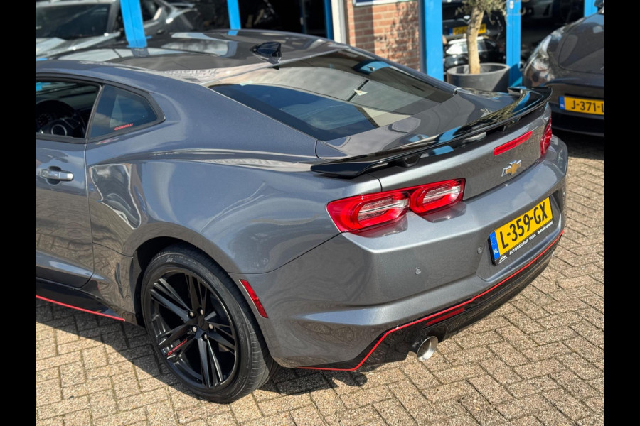Chevrolet Camaro 2.0 Turbo 2020 Grijs AUT LEDER APK NAP!